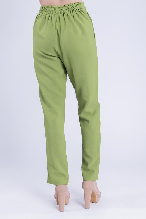 Pantalón verde corte recto