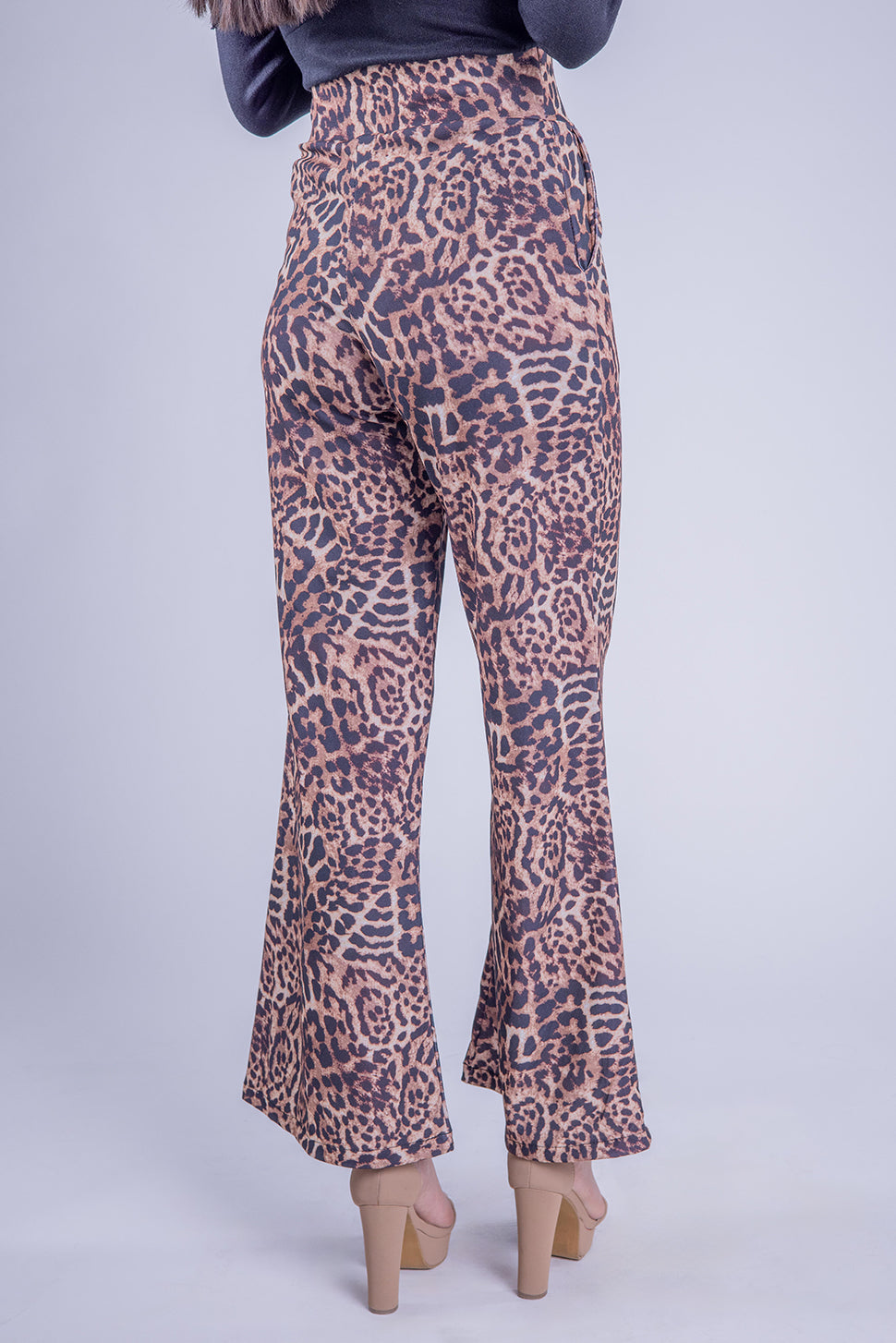 Pantalón Animal Print con bolsillos