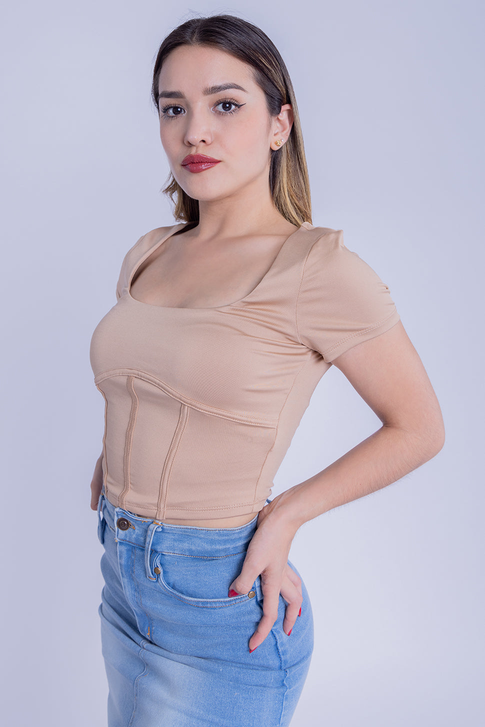 Crop top satinado beige