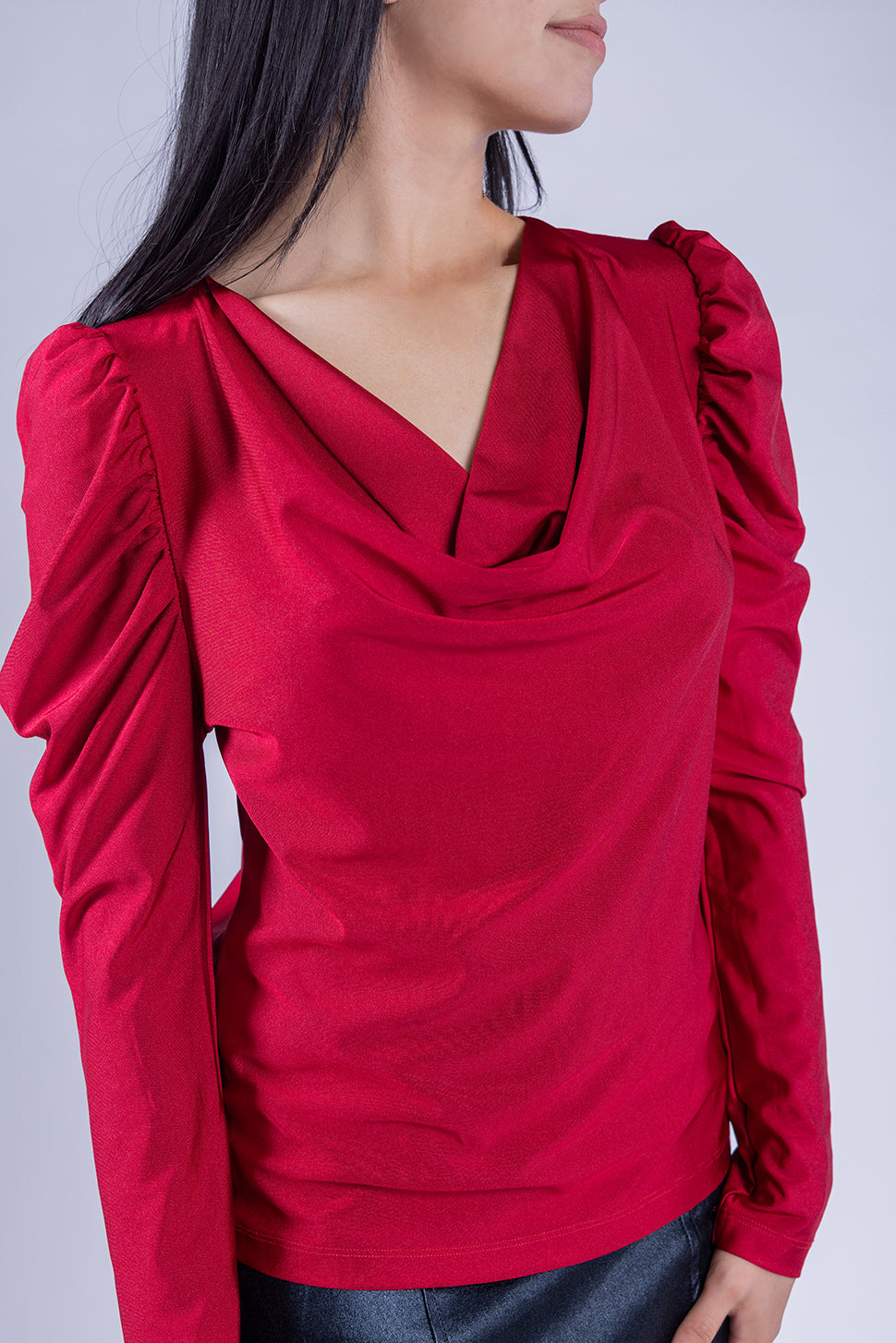 Blusa roja oversize manga larga