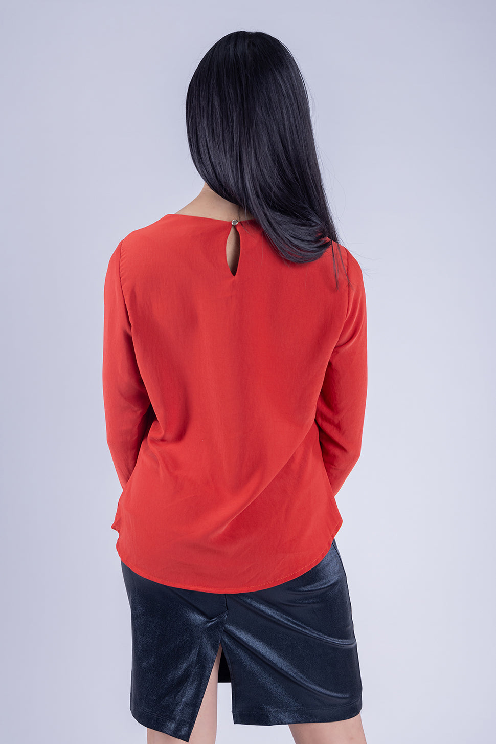 Blusa naranja de cuello redondo