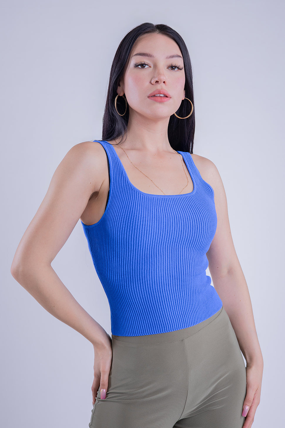 Blusa azul de tirantes