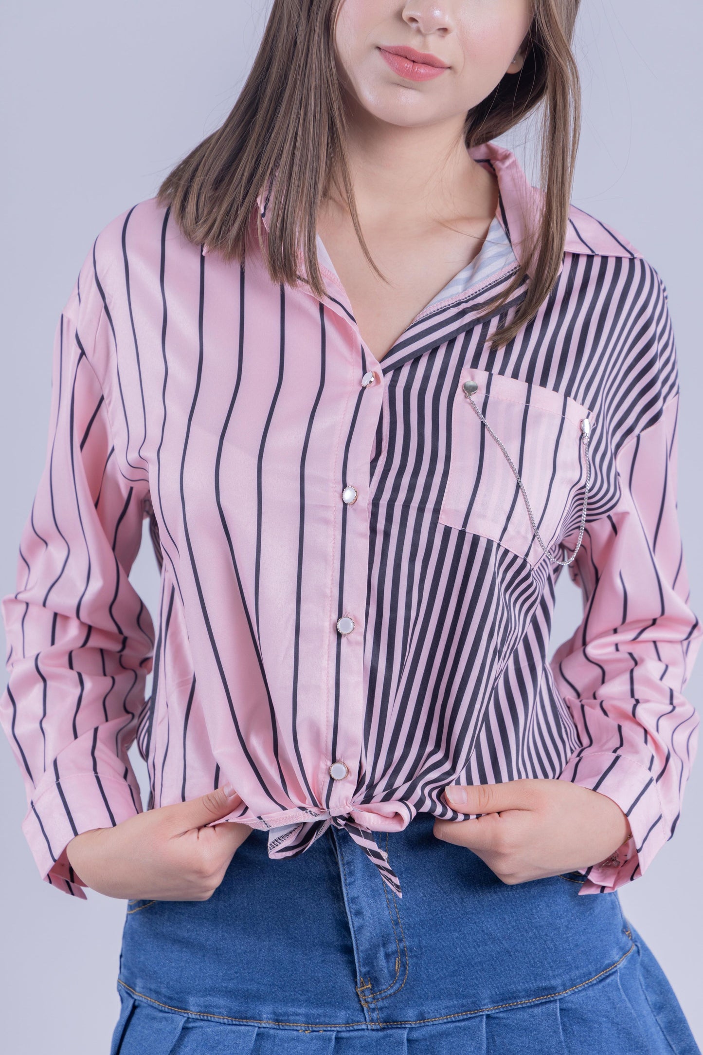 Blusa abotonada con listón