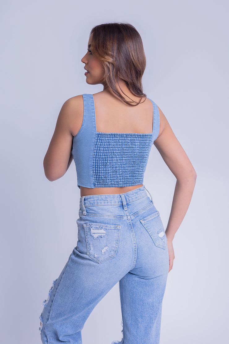 Crop top de mezclilla seccionado