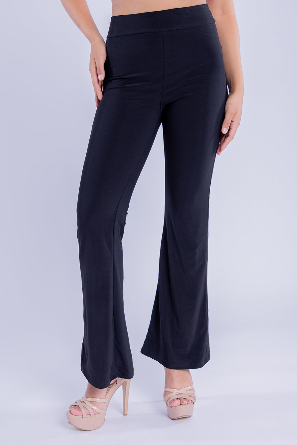 Pantalon acampanado