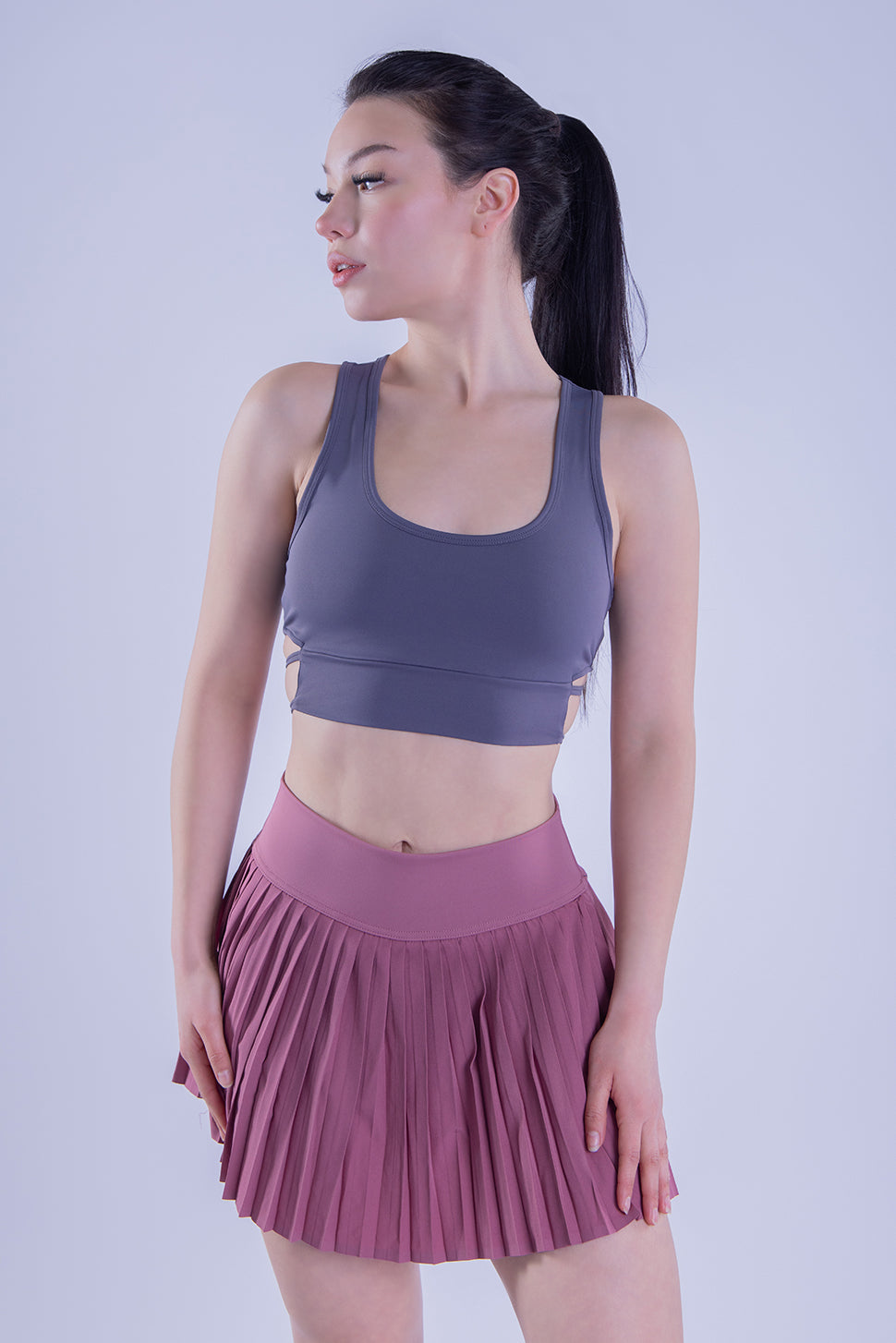 Crop top gris deportivo