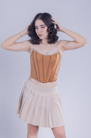 Strapless Top con pedrería y relieves